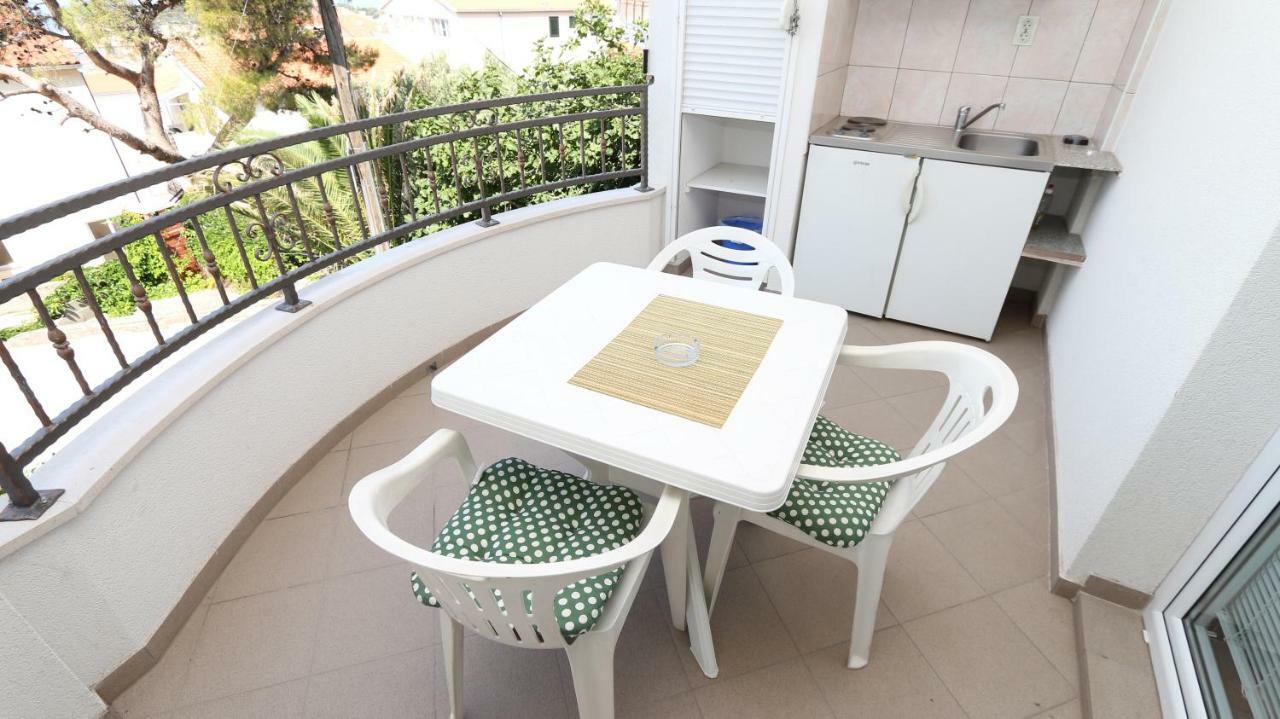 Dinka Guesthouse Makarska Zewnętrze zdjęcie