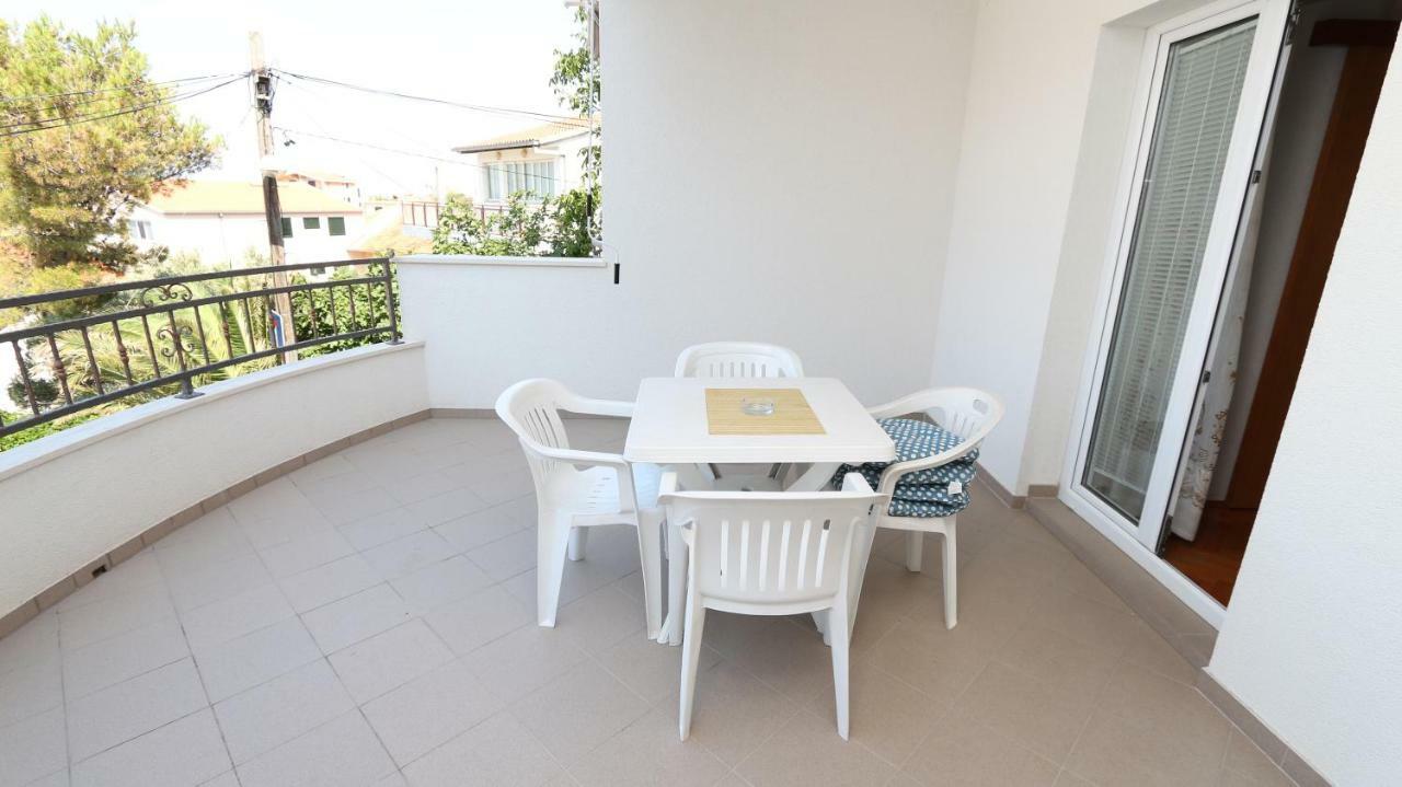 Dinka Guesthouse Makarska Zewnętrze zdjęcie