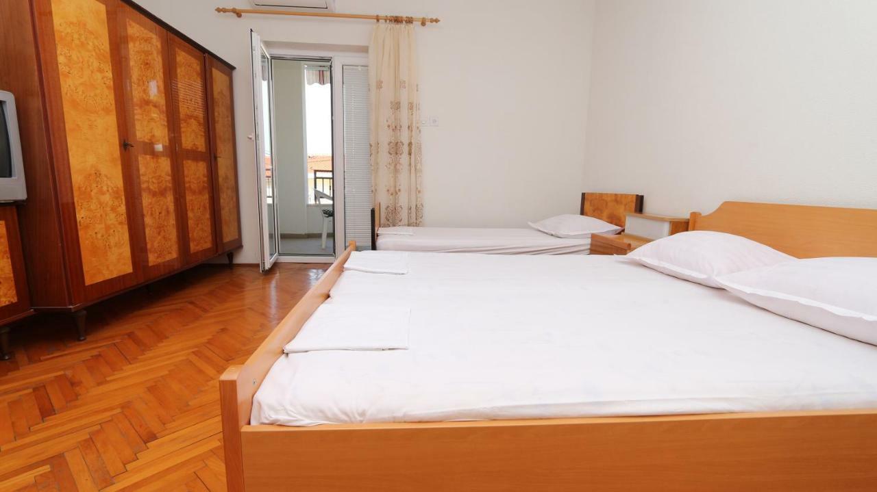Dinka Guesthouse Makarska Zewnętrze zdjęcie