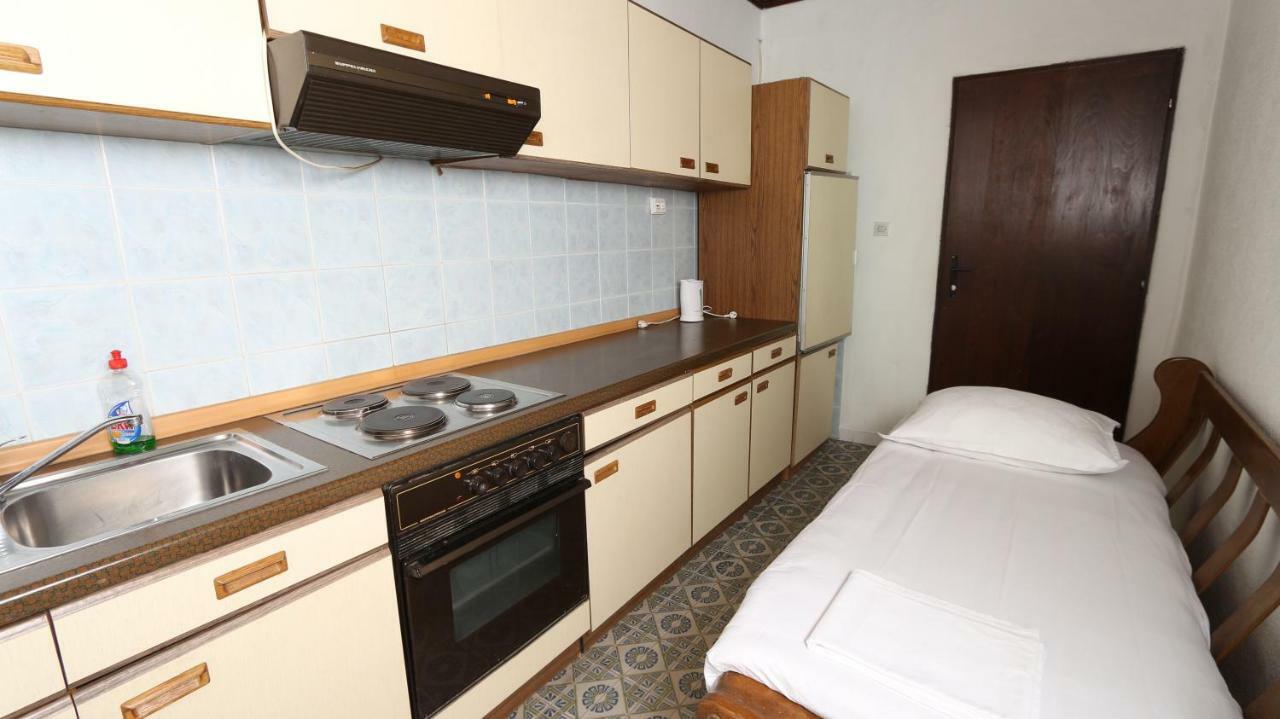 Dinka Guesthouse Makarska Zewnętrze zdjęcie