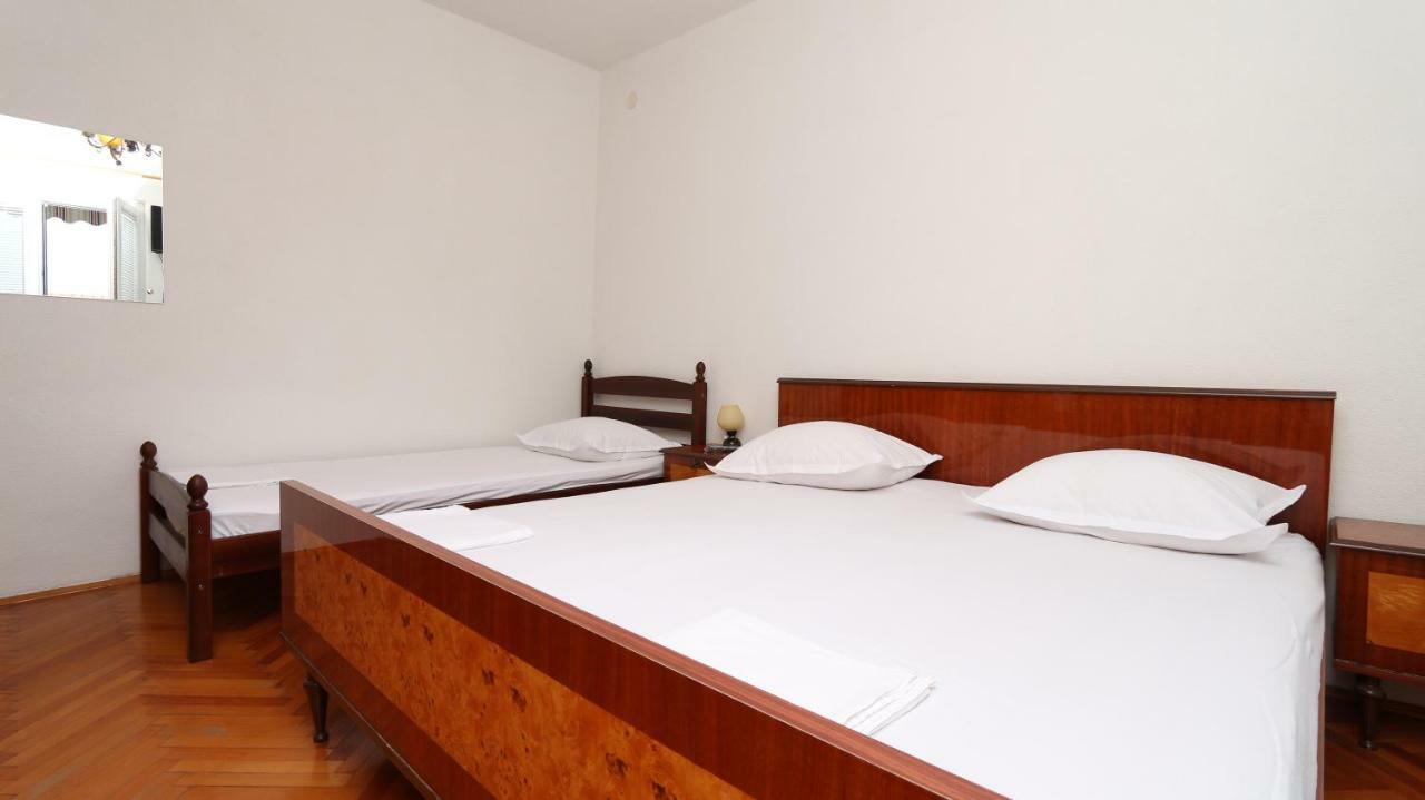 Dinka Guesthouse Makarska Zewnętrze zdjęcie
