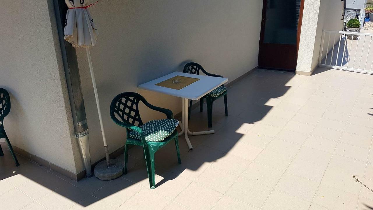 Dinka Guesthouse Makarska Zewnętrze zdjęcie
